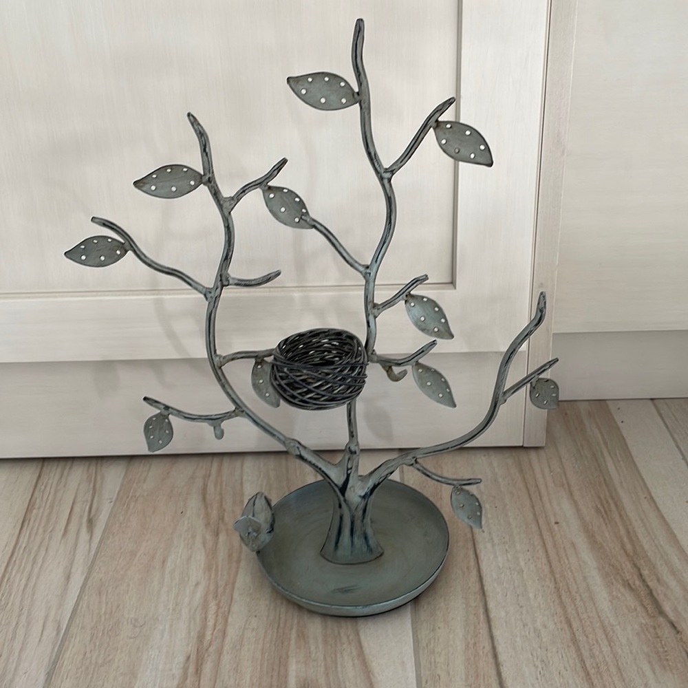 Earring holder